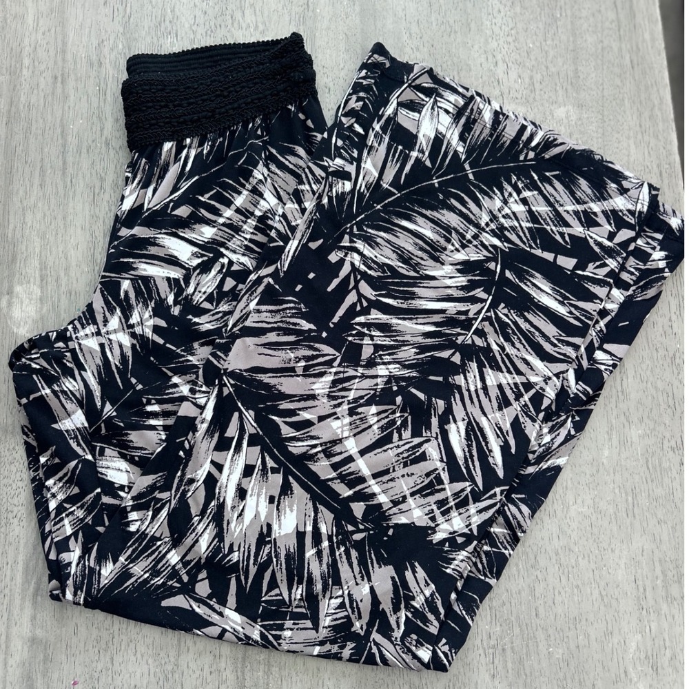 Robert Louis Tropical Palm Leaf Print Wide Leg Pants Black White Smocked Waist S